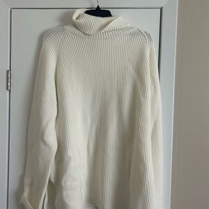 Evereve White Turtleneck Sweater